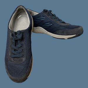 Dansko Hayes Women Navy Walking Sneakers Sz 38/7.5 Suede & Mesh Athletic Shoes